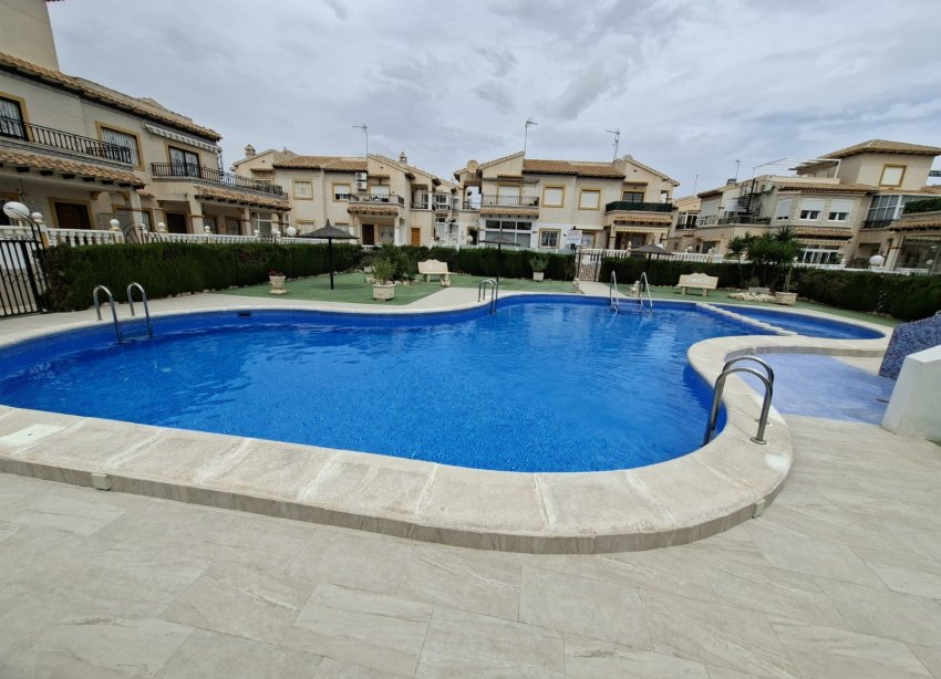 Resale - Apartment - Orihuela Costa - Punta Prima
