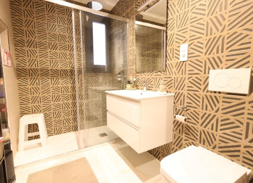 Resale - Apartment - Orihuela Costa - Punta Prima