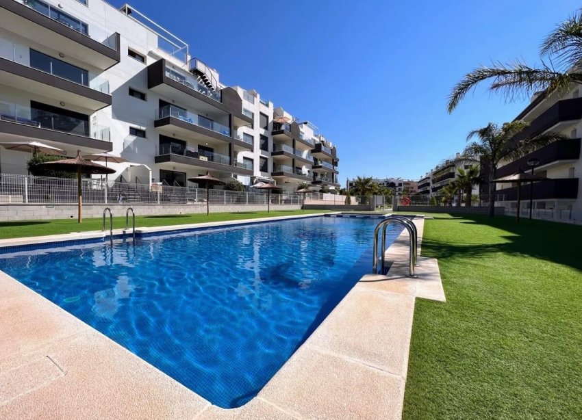 Resale - Apartment - Orihuela Costa - Villamartín-Las Filipinas