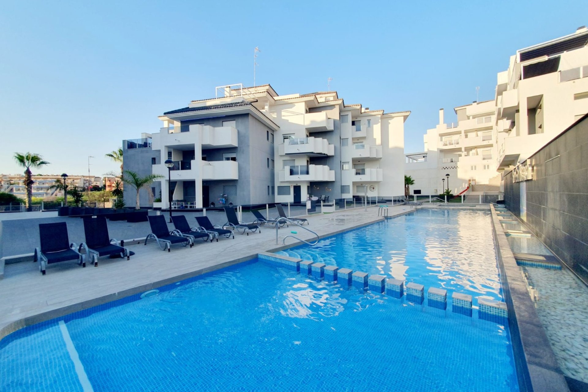 Resale - Apartment - Orihuela Costa - Villamartín-Las Filipinas