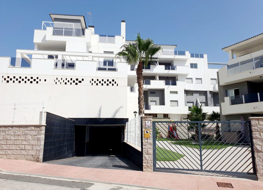 Resale - Apartment - Orihuela Costa - Villamartín-Las Filipinas