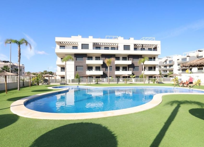 Resale - Apartment - Orihuela Costa - Villamartín-Las Filipinas