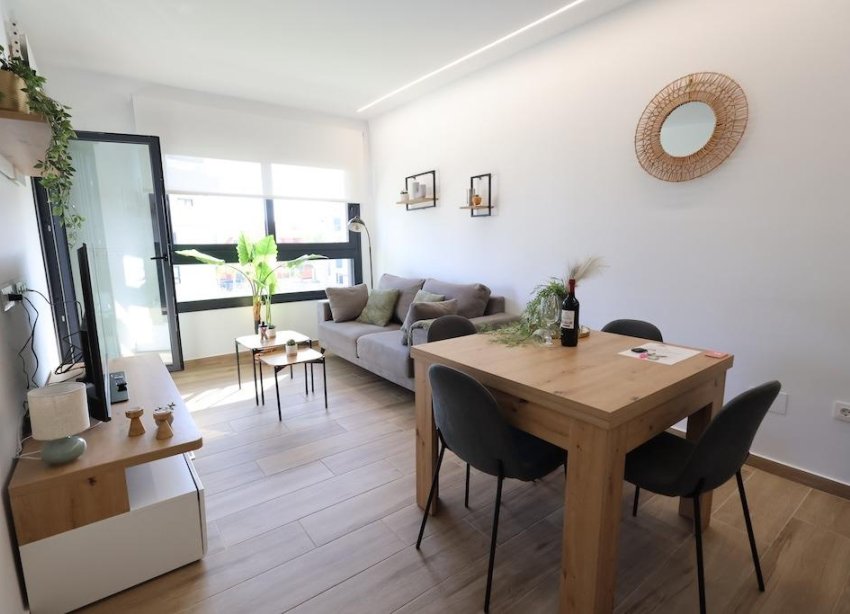 Resale - Apartment - Orihuela Costa - Villamartín-Las Filipinas