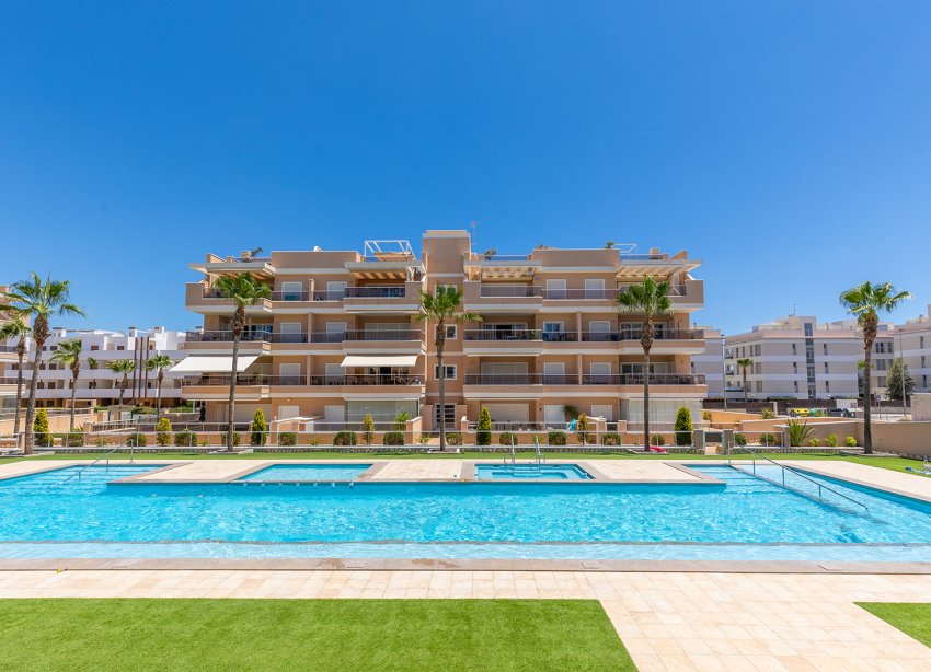 Resale - Apartment - Orihuela Costa - Villamartín-Las Filipinas