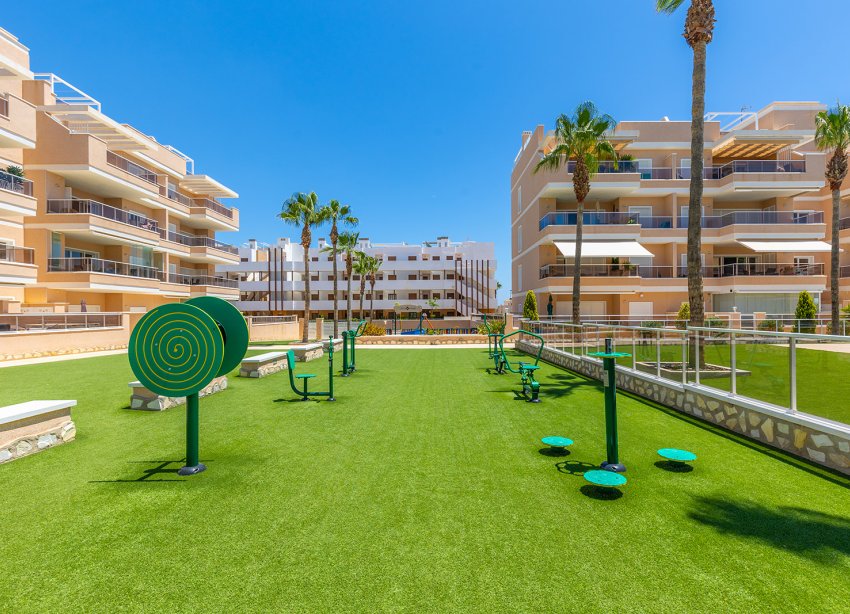 Resale - Apartment - Orihuela Costa - Villamartín-Las Filipinas