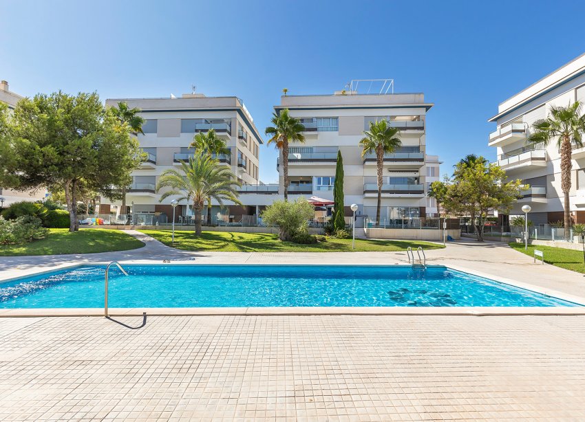 Resale - Apartment - Orihuela Costa - Villamartín-Las Filipinas