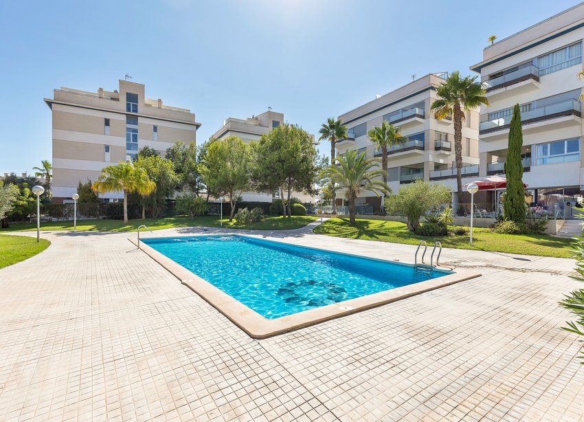 Resale - Apartment - Orihuela Costa - Villamartín-Las Filipinas