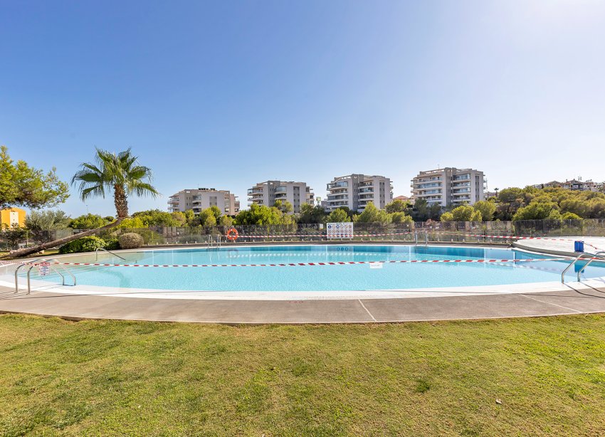 Resale - Apartment - Orihuela Costa - Villamartín-Las Filipinas