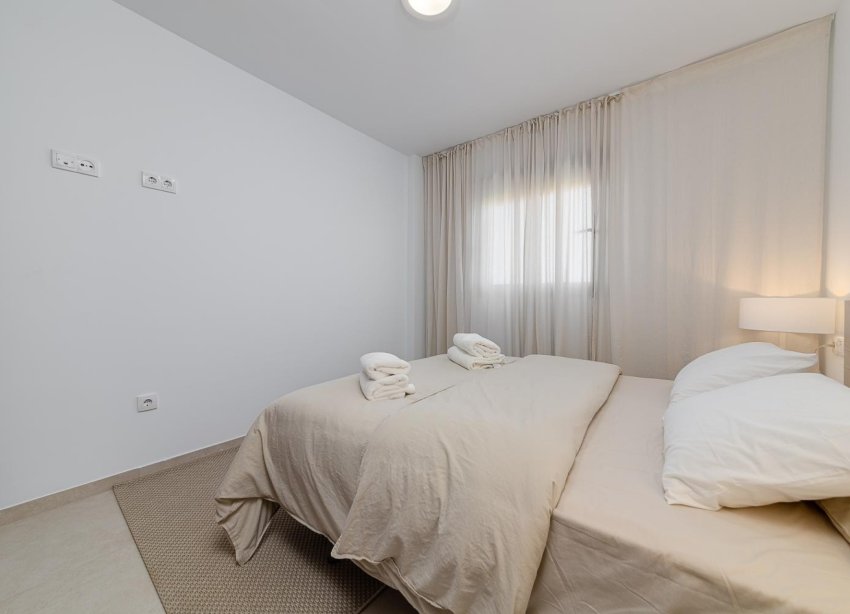 Resale - Apartment - Orihuela Costa - Villamartín