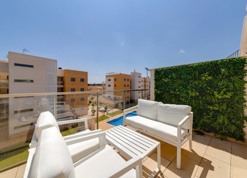 Resale - Apartment - Orihuela Costa - Villamartín