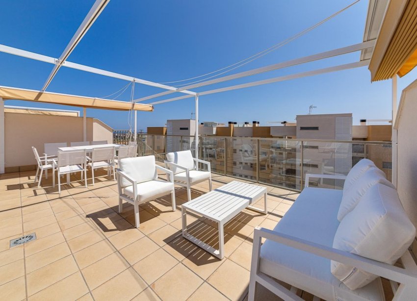 Resale - Apartment - Orihuela Costa - Villamartín