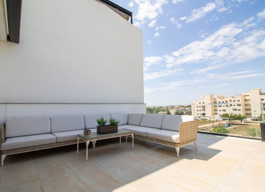 Resale - Apartment - Orihuela Costa - Villamartin*