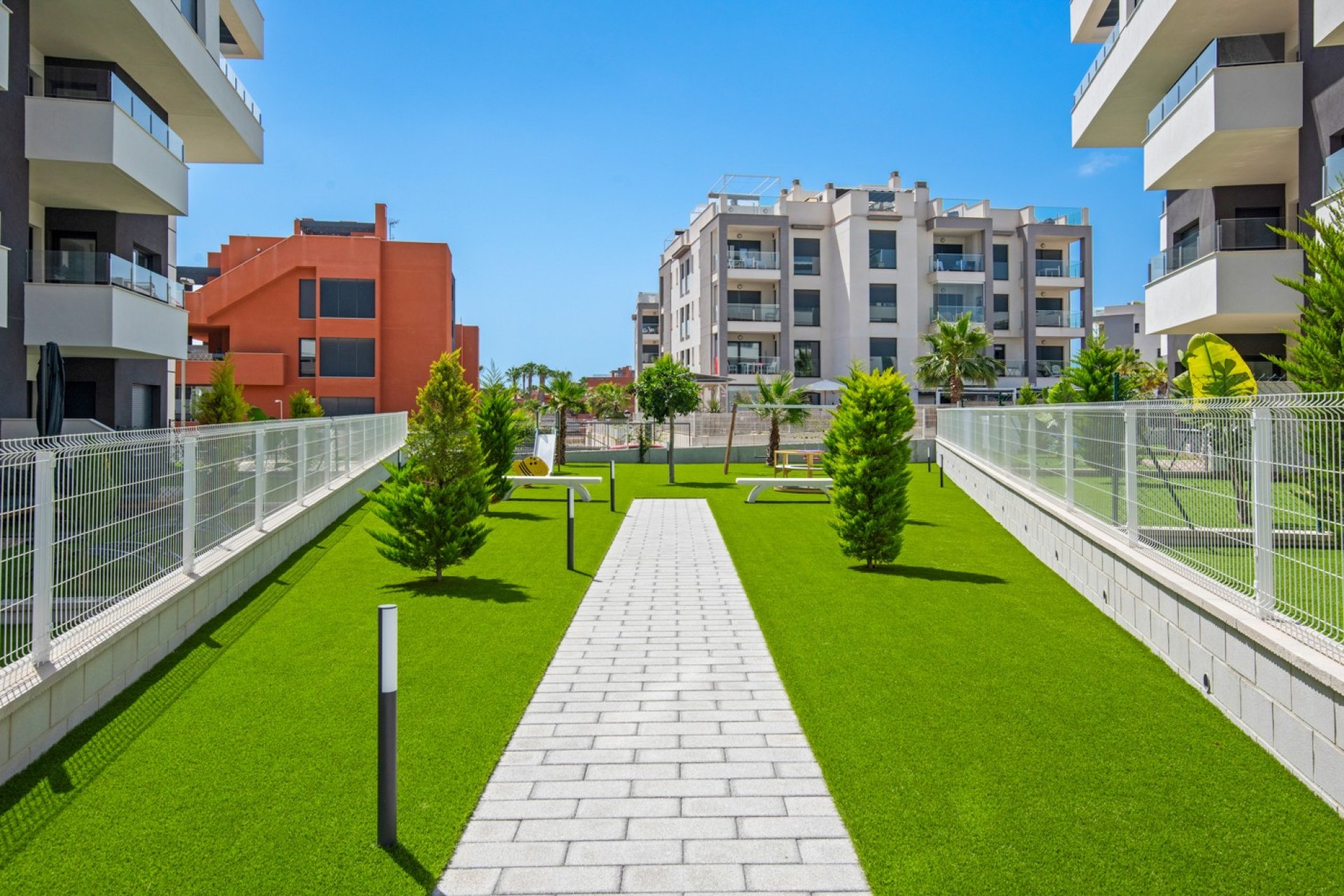 Resale - Apartment - Orihuela Costa - Villamartín