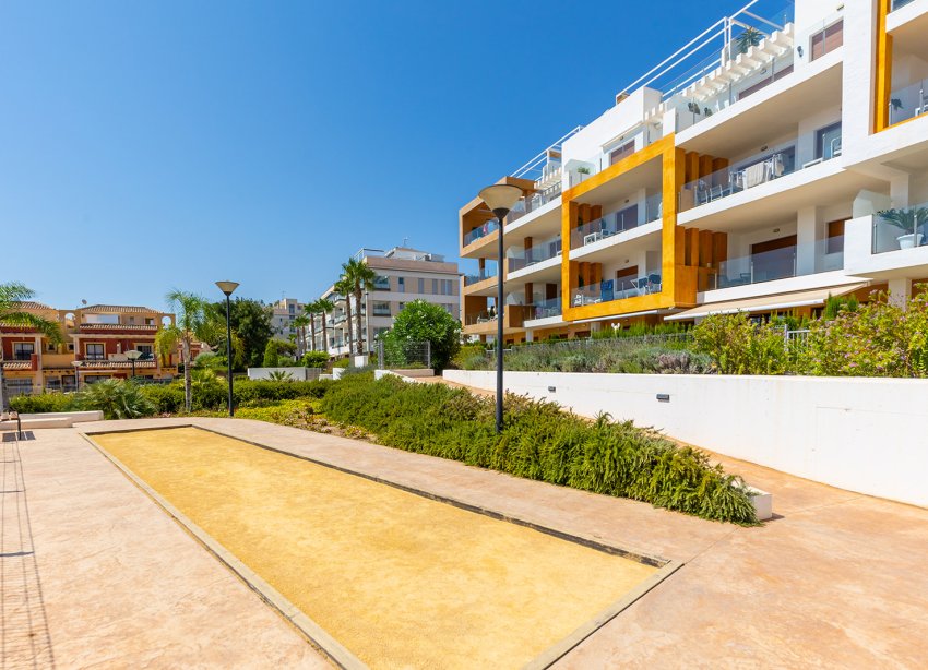 Resale - Apartment - Orihuela Costa - Villamartín