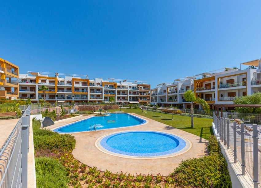 Resale - Apartment - Orihuela Costa - Villamartín