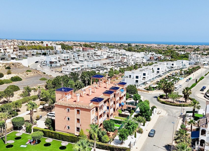 Resale - Apartment - Orihuela Costa - Villamartin