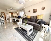 Resale - Apartment - Orihuela Costa - Villamartin