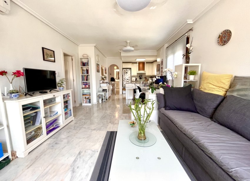 Resale - Apartment - Orihuela Costa - Villamartin