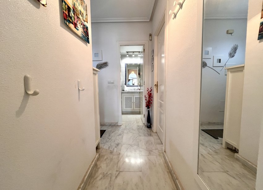 Resale - Apartment - Orihuela Costa - Villamartin