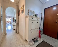 Resale - Apartment - Orihuela Costa - Villamartin