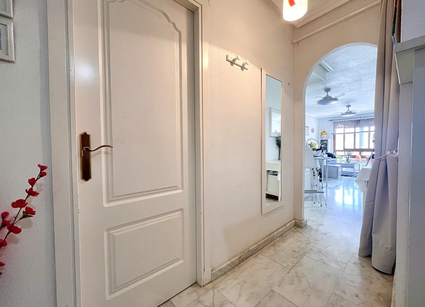 Resale - Apartment - Orihuela Costa - Villamartin