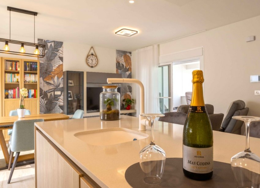 Resale - Apartment - Orihuela Costa - Villamartín