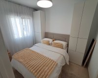 Resale - Apartment - Orihuela Costa - Villamartin