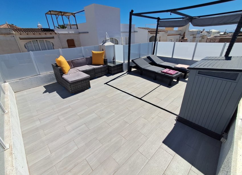 Resale - Apartment - Orihuela Costa - Villamartin