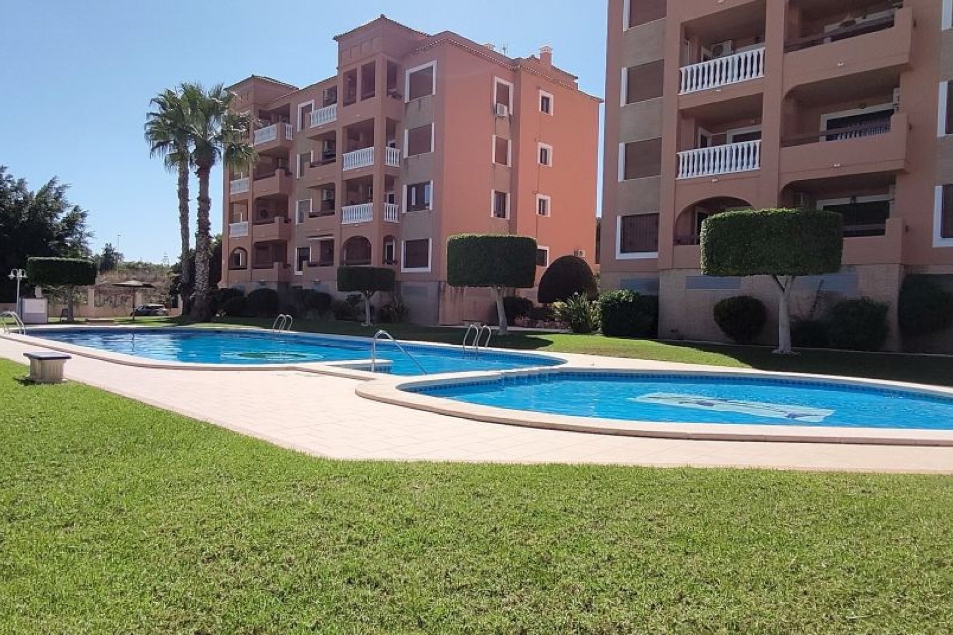 Resale - Apartment - Orihuela Costa - Villamartin