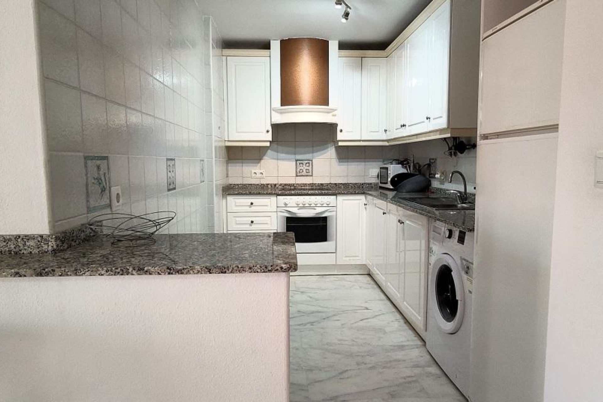 Resale - Apartment - Orihuela Costa - Villamartin