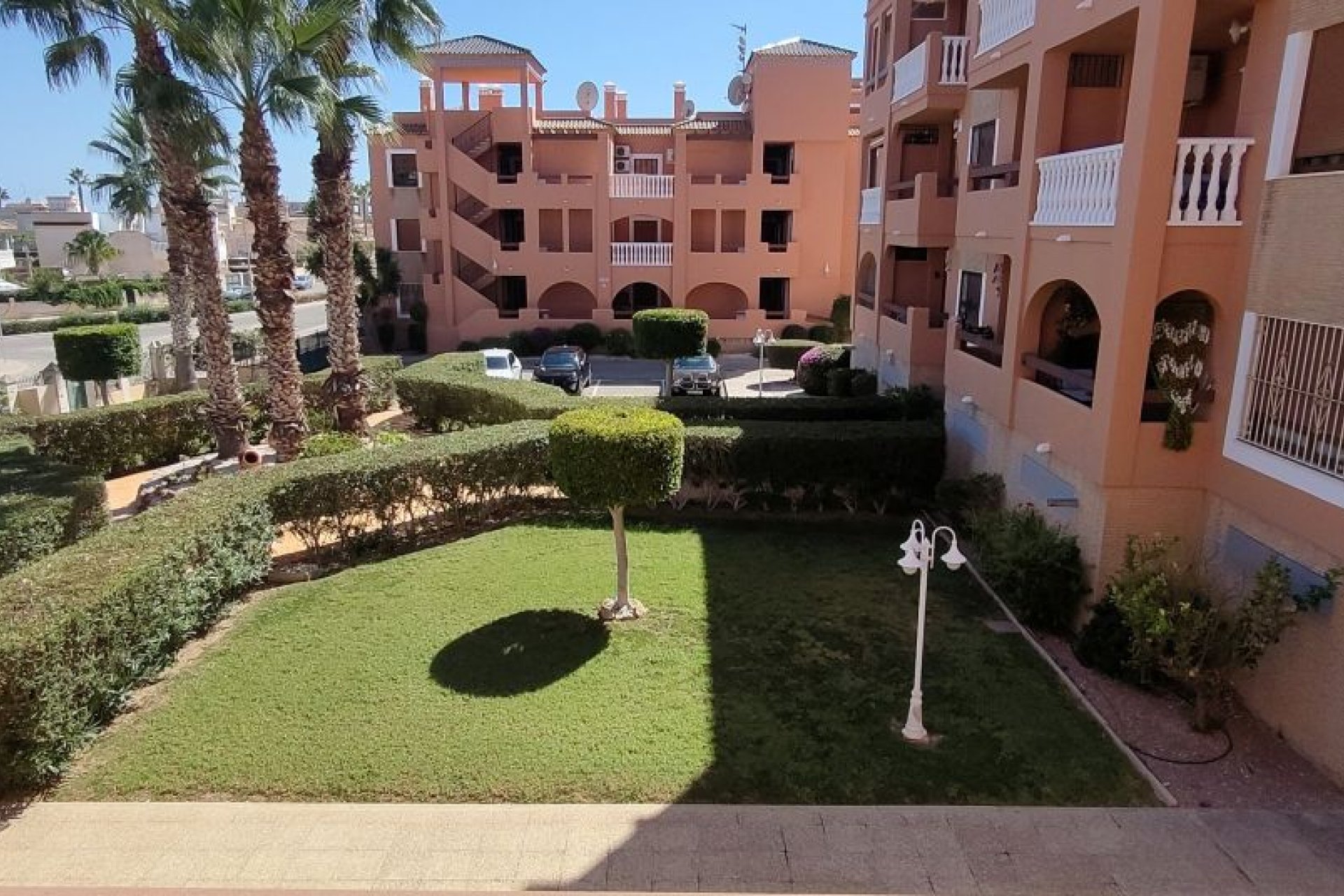 Resale - Apartment - Orihuela Costa - Villamartin
