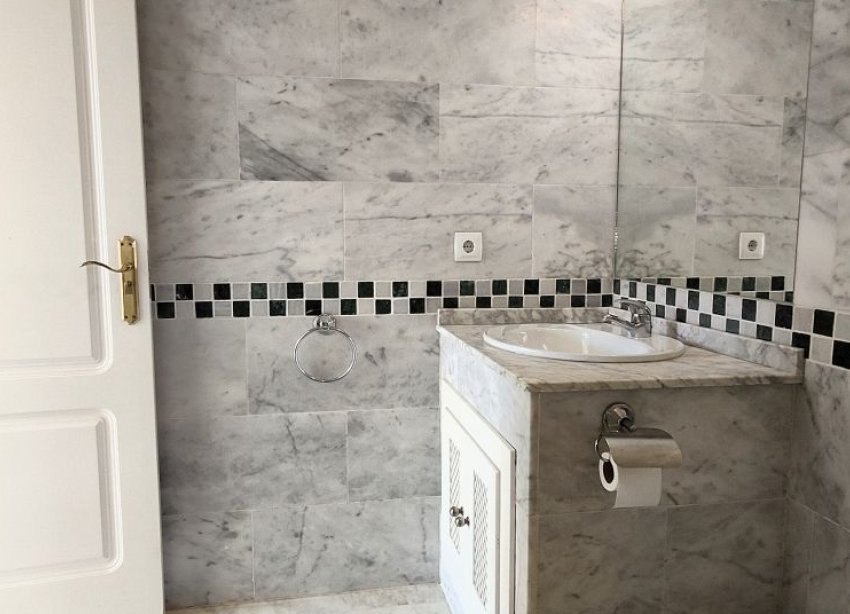 Resale - Apartment - Orihuela Costa - Villamartin