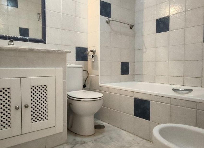 Resale - Apartment - Orihuela Costa - Villamartin