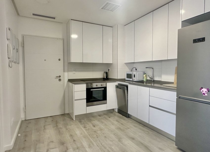 Resale - Apartment - Orihuela Costa - Villamartín