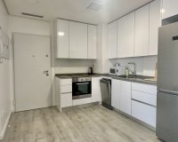 Resale - Apartment - Orihuela Costa - Villamartín