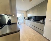 Resale - Apartment - Orihuela Costa - Villamartin