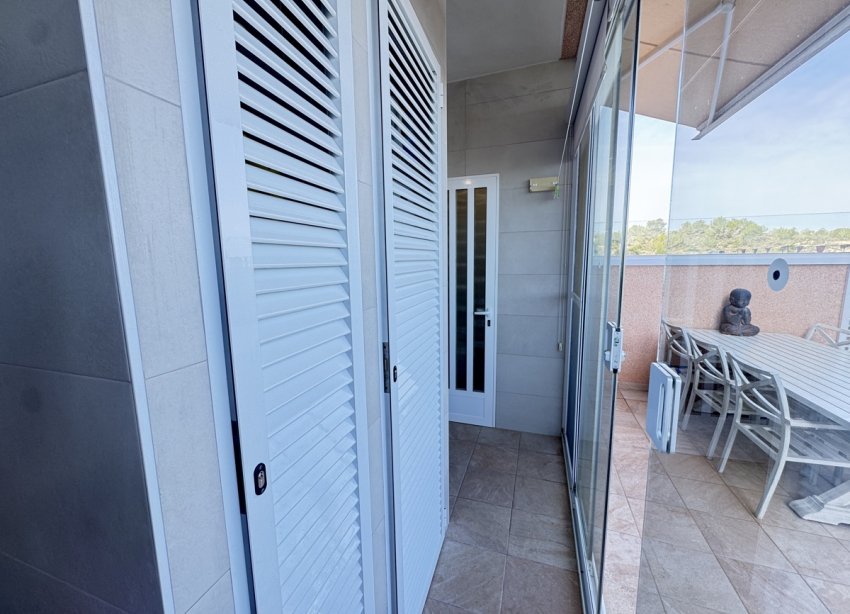 Resale - Apartment - Orihuela Costa - Villamartin