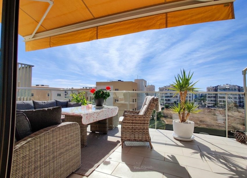 Resale - Apartment - Orihuela Costa - Villamartín