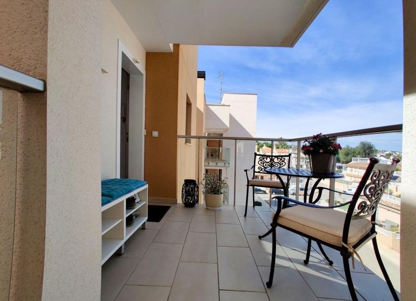 Resale - Apartment - Orihuela Costa - Villamartín