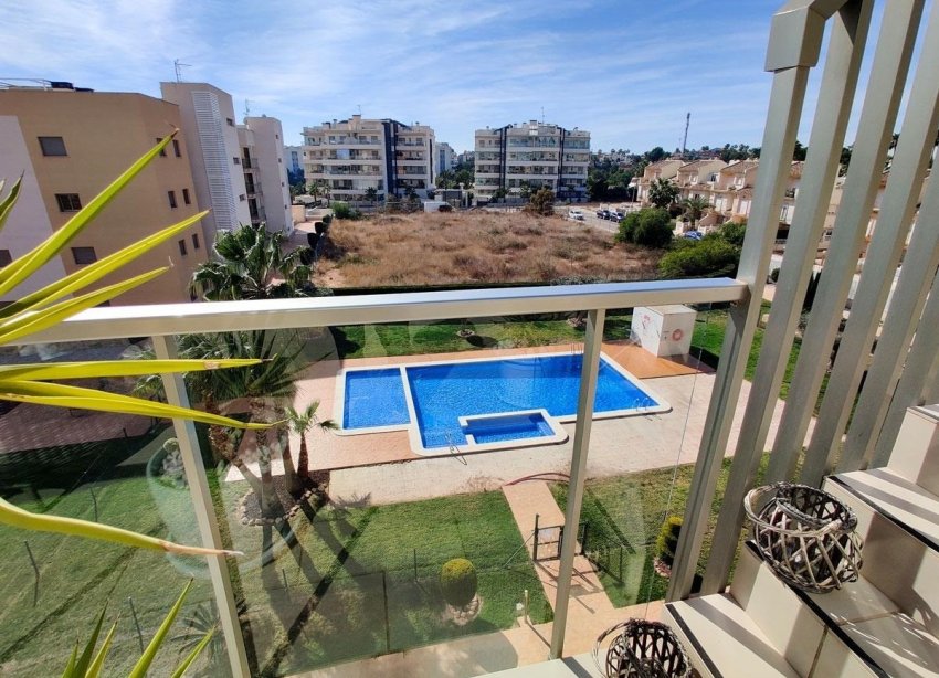 Resale - Apartment - Orihuela Costa - Villamartín