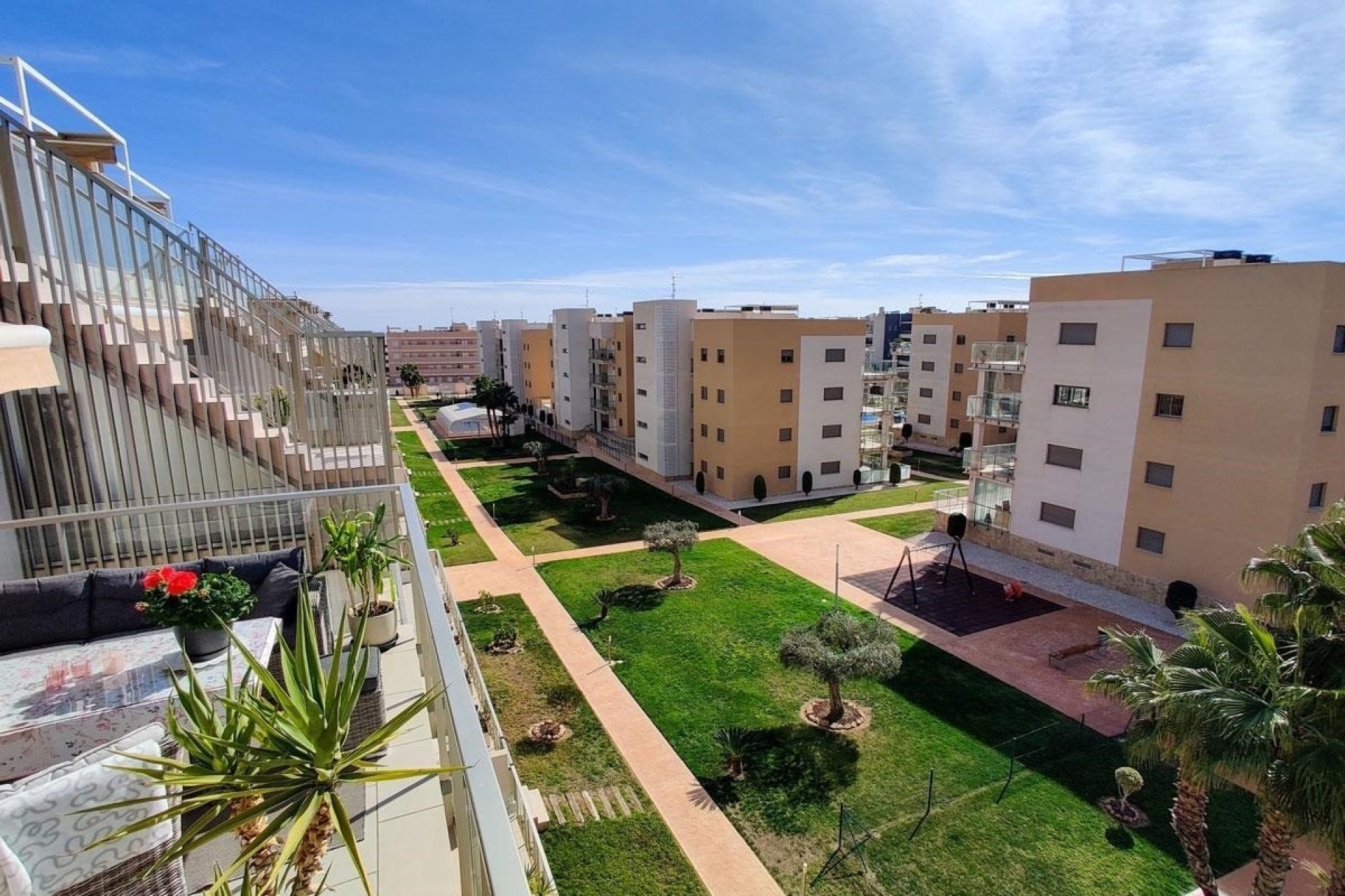 Resale - Apartment - Orihuela Costa - Villamartín