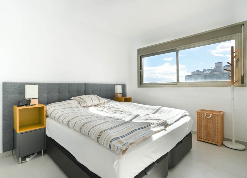 Resale - Apartment - Orihuela Costa - Villamartín