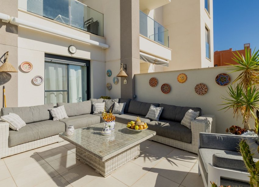 Resale - Apartment - Orihuela Costa - Villamartín