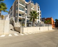 Resale - Apartment - Orihuela Costa - Villamartín