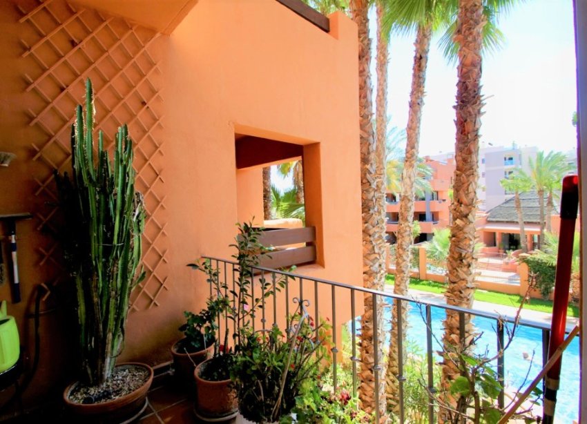 Resale - Apartment - Orihuela Costa - Villamartin