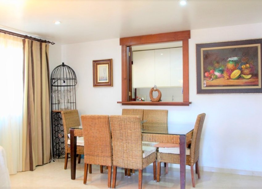 Resale - Apartment - Orihuela Costa - Villamartin