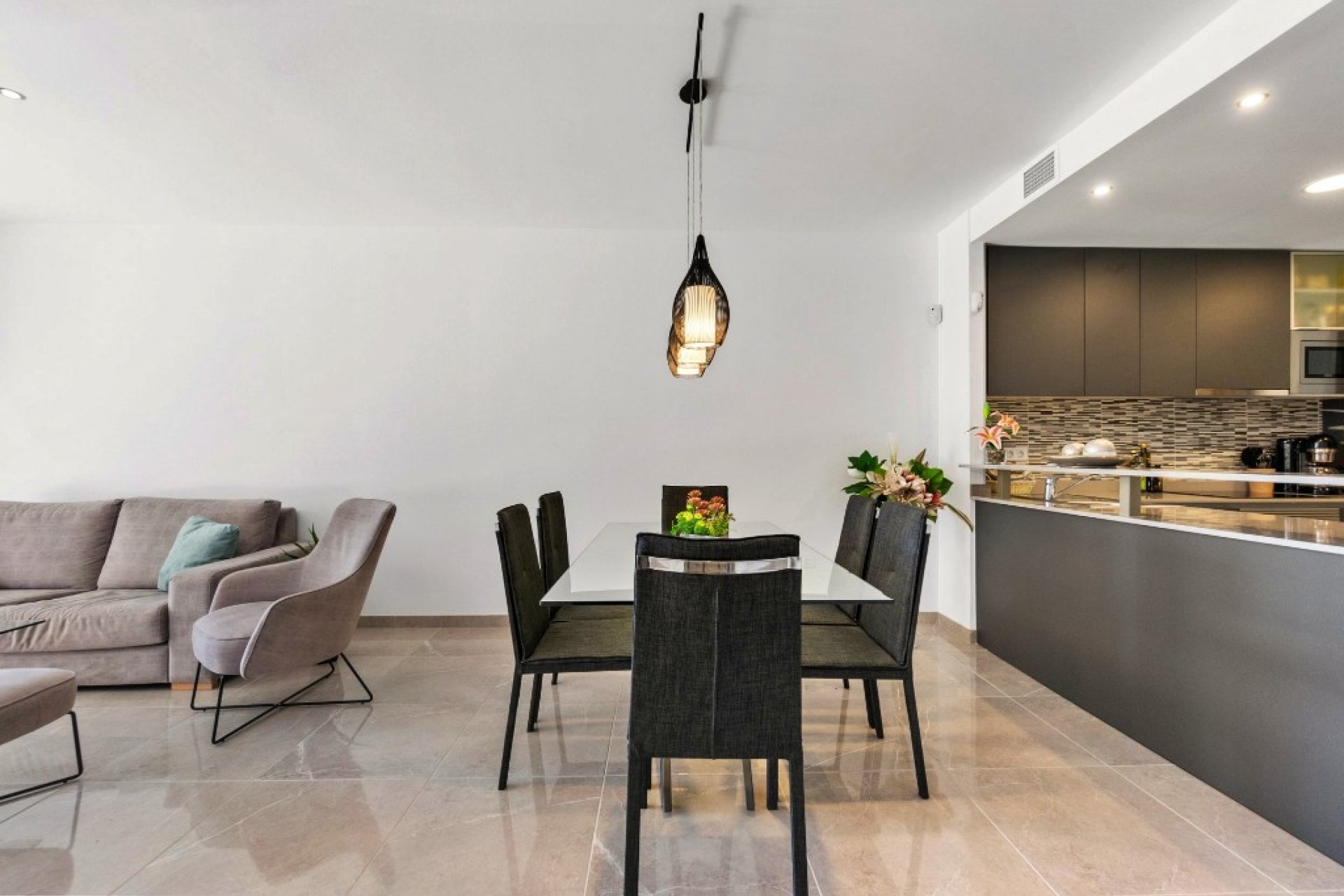 Resale - Apartment - Orihuela Costa - Villamartin