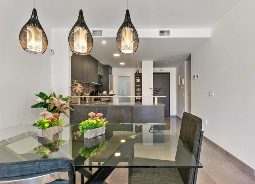 Resale - Apartment - Orihuela Costa - Villamartin