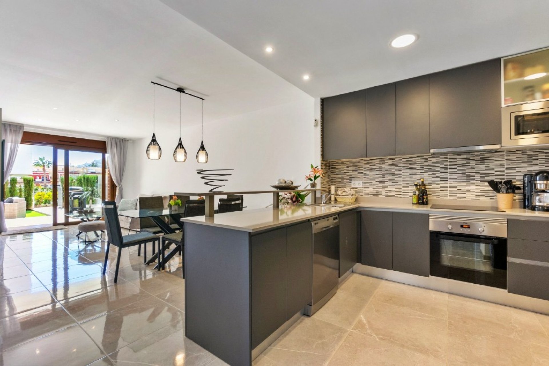 Resale - Apartment - Orihuela Costa - Villamartin