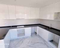 Resale - Apartment - Orihuela Costa - Villamartin